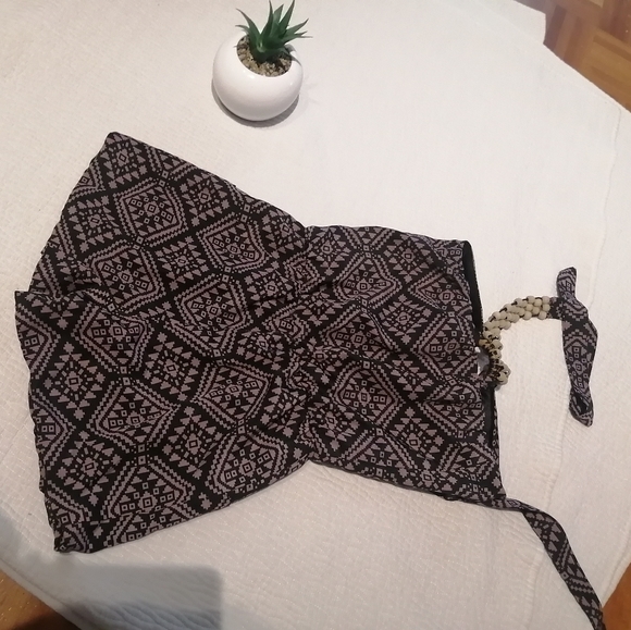 Amazing one piece shorts - Picture 3 of 3